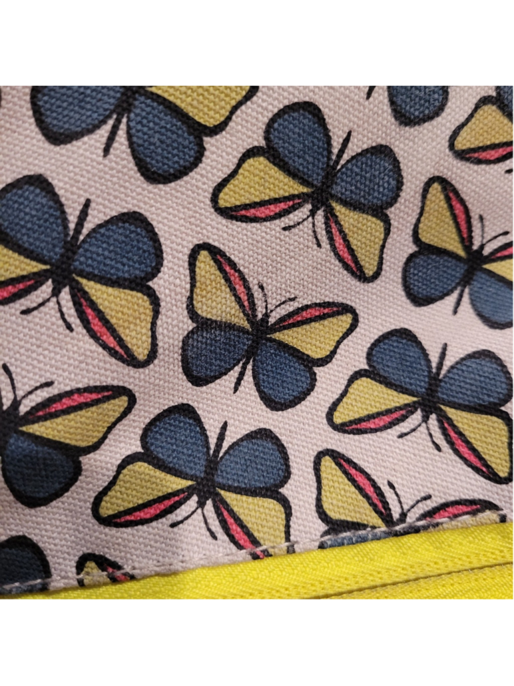 KAVU Paxton Pack Rope Sling Bag Crossbody Backpack Butterfly Print Yellow Blue - Picture 2 of 11